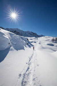 瓦尔马伦科它雪鞋徒步旅行