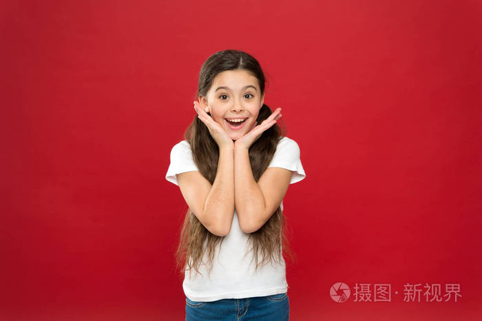 可爱的小孩小模特的时尚造型