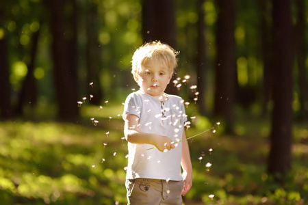 s fun in the summer outdoors.