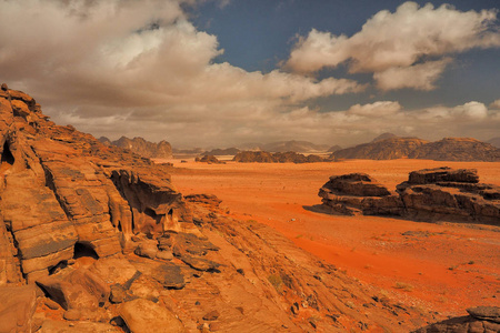 美丽沙漠的惊人景观。 瓦迪朗姆乔丹。