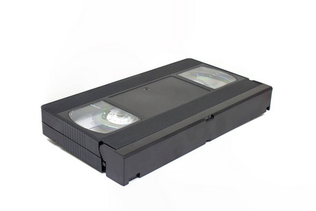 旧的视频家庭系统或VHS磁带盒隔离在白色背景。