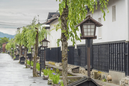 日本喜达岐阜县富川村。 有水渠的老城镇。