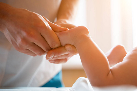 儿童足制作按摩