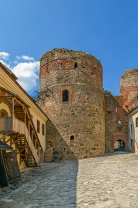 修复了包斯卡堡兰维亚的一部分。 城堡庭院