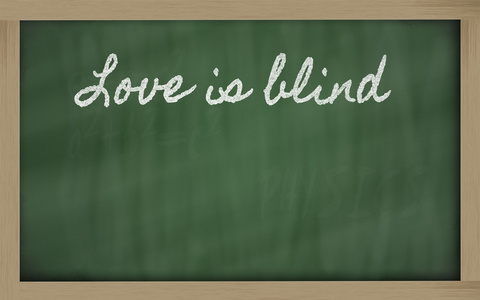 爱情是盲目的表达