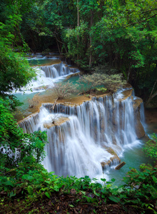 泰国北碧府，深林瀑布