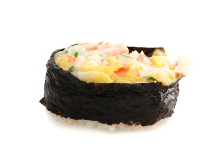 沙拉花式寿司隔离在白色背景
