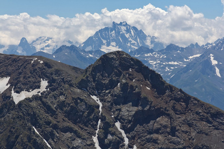 高山