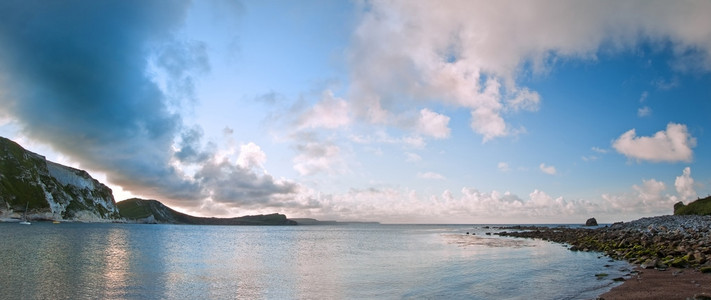 日出海洋景观 mupe 海湾侏罗纪海岸英格兰