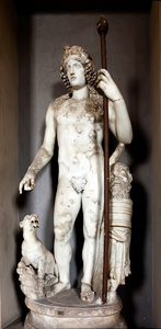 古希腊雕像的狄俄尼索斯和一条狗