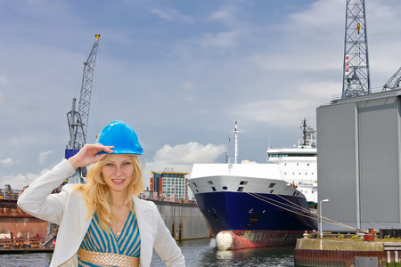 女工程师造船船厂