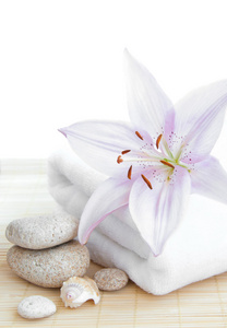 spa 毛巾与花