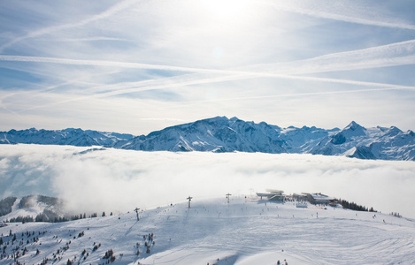 滑雪度假村喜来。奥地利