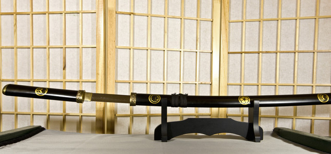传统的日本武士剑