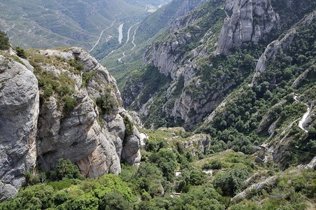 蒙特塞拉特山