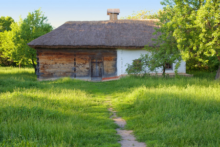 传统乌克兰农村房子