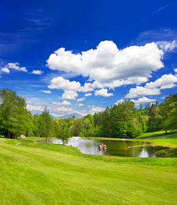 高尔夫球场。欧洲风景