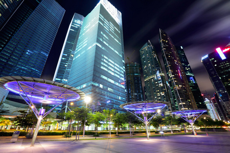 新加坡的城市在黄昏
