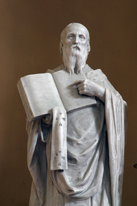 圣西里尔的雕像