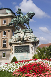 王子尤金纪念碑在布达佩斯的城堡