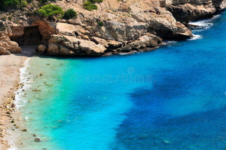 夏日美丽的地中海海滩