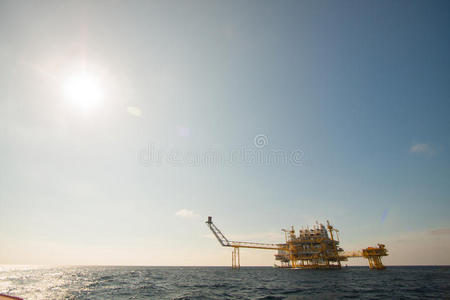 海湾或海上的油气平台海上石油钻井平台和钻井平台