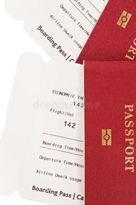 两本护照和登机牌。