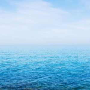 海和天空背景