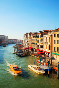 查看对大运河在威尼斯，意大利