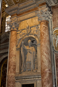 梵蒂冈雕塑图片