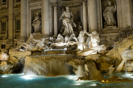 罗马 fontana di 特雷维喷泉夜景