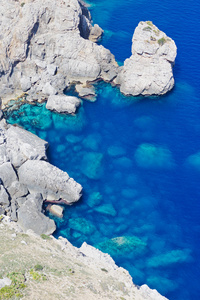 在地中海海岩石