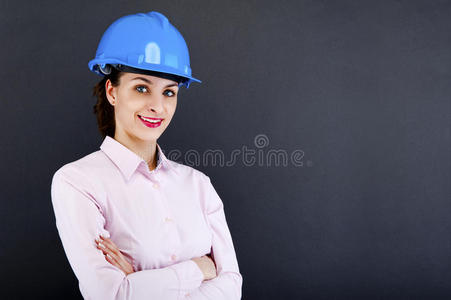女建筑师，蓝盔承包商