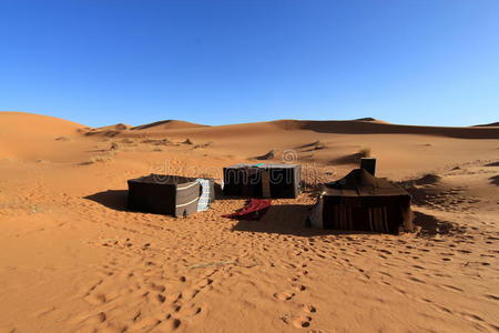 沙漠中的柏柏尔小屋