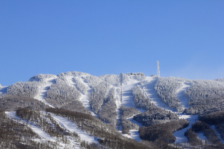 滑雪度假村山