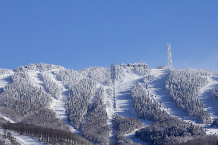 滑雪度假村山