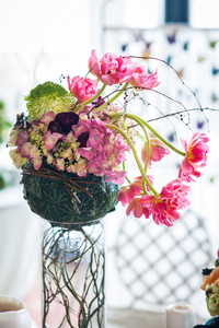 婚礼 table.floral 安排和装饰的装饰