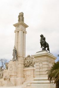 第一部西班牙宪法的纪念碑
