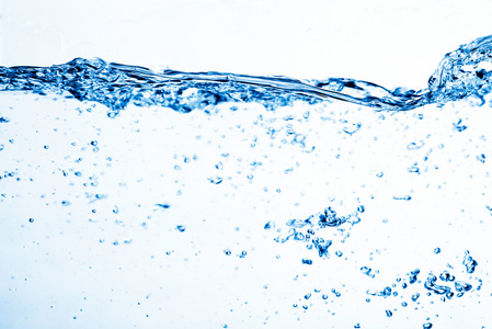 清洁用水和水中蓝色气泡