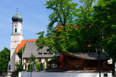 教区教堂的圣彼得和保罗在奥巴拉马高，德国