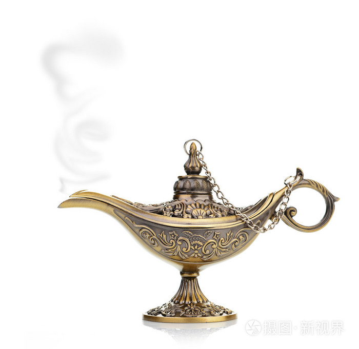 阿拉丁神灯上白色隔离