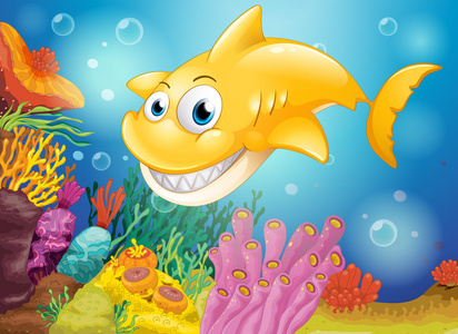 微笑着的黄色鲨鱼在海下