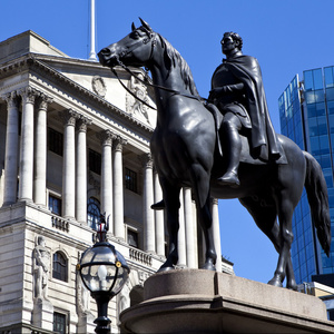 惠灵顿雕像和英格兰银行的公爵