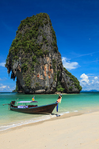 长长的尾巴船上海滩，泰国