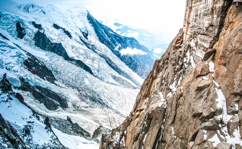 看法从钻头 du midi 山阿尔卑斯山