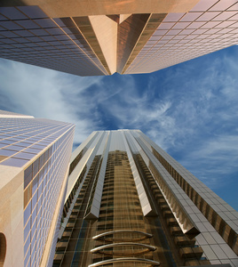 现代的摩天大楼，谢赫扎耶德路迪拜