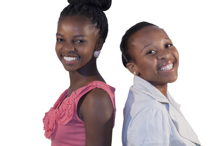 微笑着的两个非洲女人