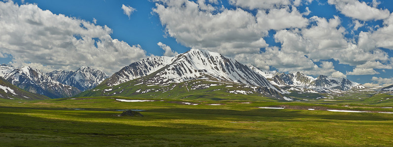 阿尔泰山