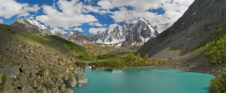 阿尔泰山