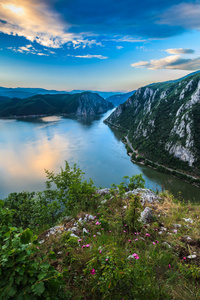 多瑙河三峡图片